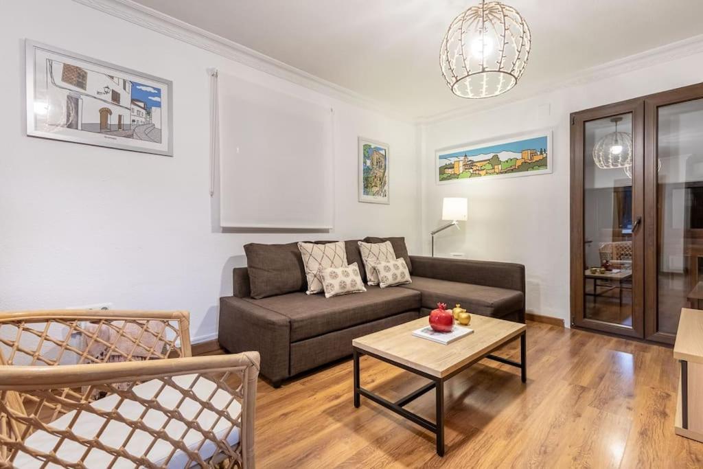 Apartment Con Terraza A 4 Minutos De La Catedral Granada